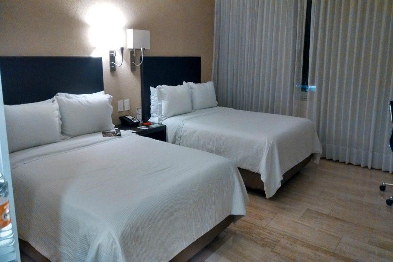 Fiesta Inn Chetumal Exteriör bild